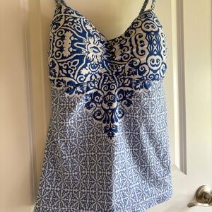 NWT Tankini Top by Liz Claiborne, 20W